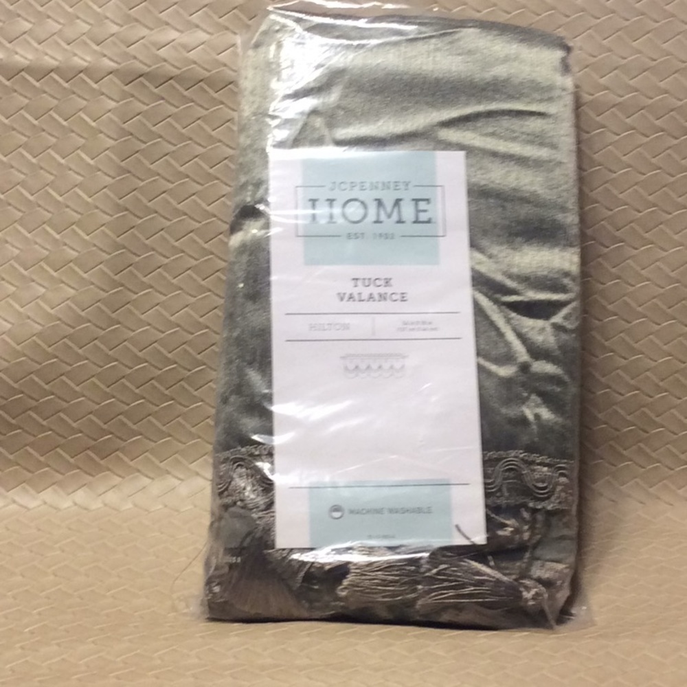 JCPenney Home Hilton Tuck Valance